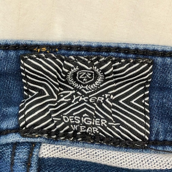 Zyker Ins Co.  Designer Denim Shorts - Picture 2 of 16